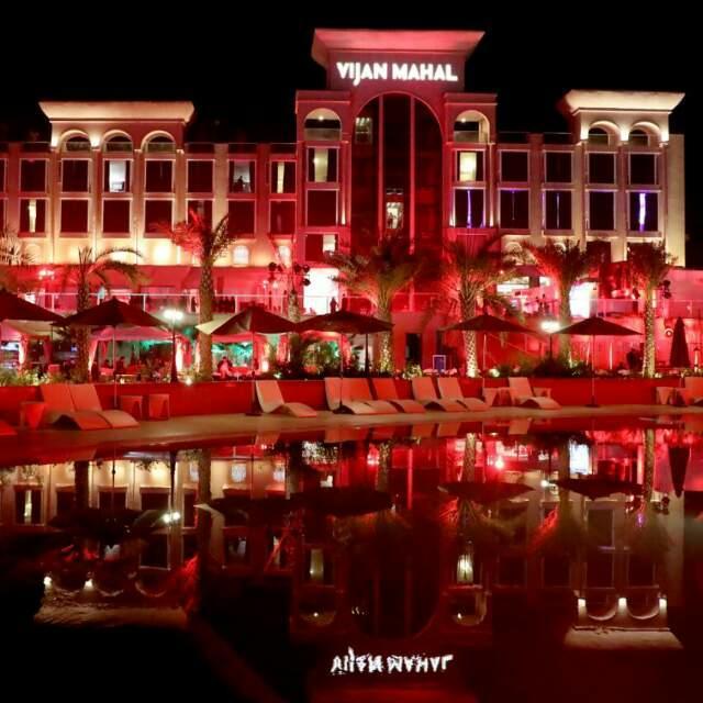 Vijan Mahal Hotel Джабалпур Екстериор снимка