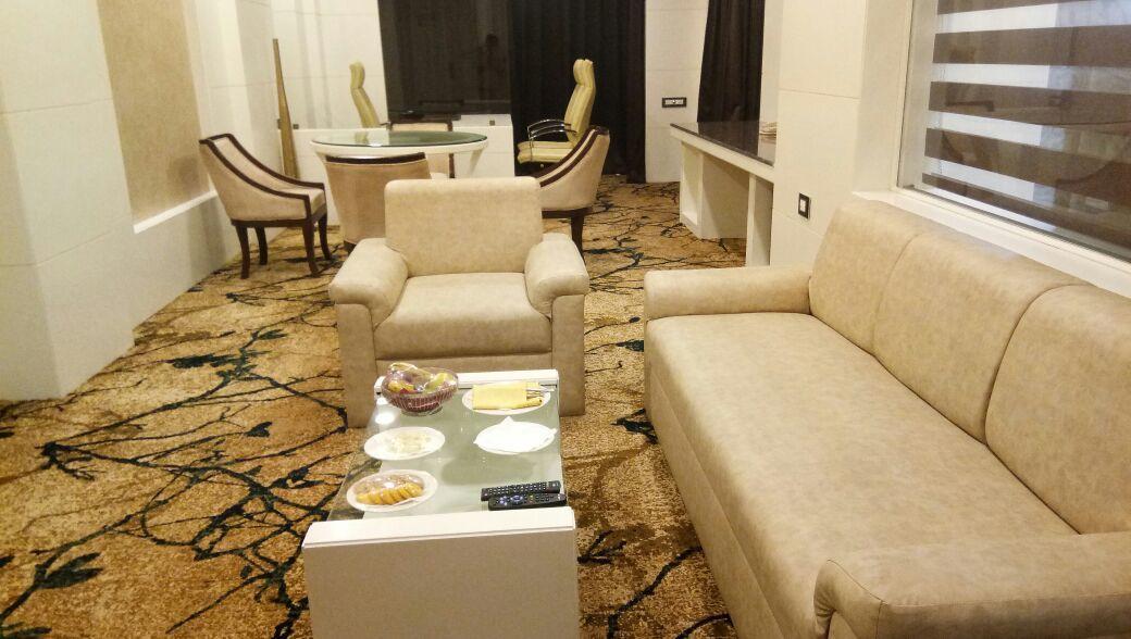 Vijan Mahal Hotel Джабалпур Екстериор снимка